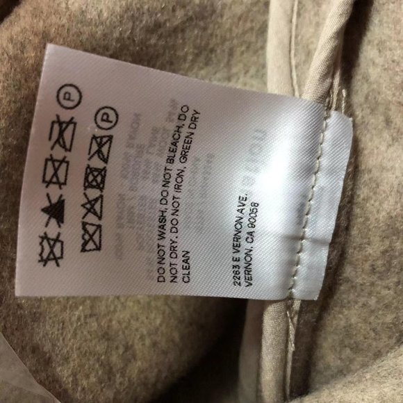 Reformation Greenwich Coat - Picture 8 of 10